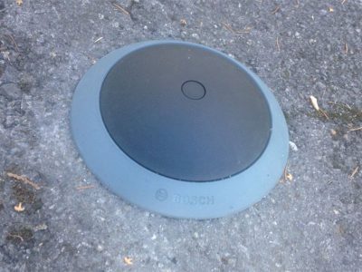 Parkplatzsensor der Bosch Connected Devices and Solutions GmbH bei ZENNER