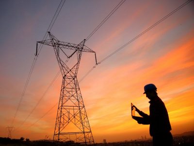 Strommast Hochspannungsleitung Mehrwertdienste