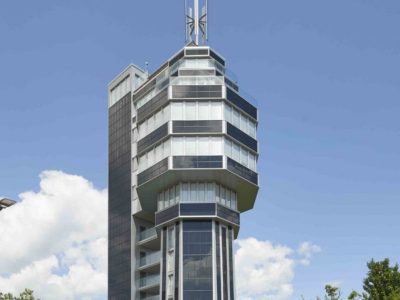 Bauherren aus Radolfzell haben einen alten Wasserturm in ein Energiesparhotel umgebaut.