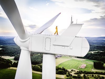 DEKRA prüft und akkreditiert Weiterbetrieb von alten Windkraftanlagen