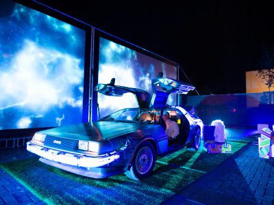 Three For Utility mit De Lorean auf der E-world