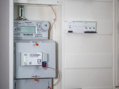 In einem gemeinsamen Positionspapier fordern 13 Unternehmen einen fairen Marktzugang für wettbewerbliche Messstellenbetreiber beim Smart Metering: