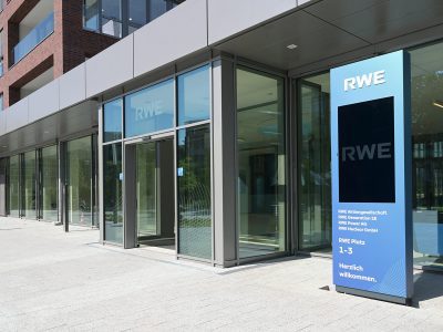 Von mehreren einzelnen Batteriespeichern zur virtuellen Batterie: Über die Flexibiltätsplattform von terralayr ist dies möglich.