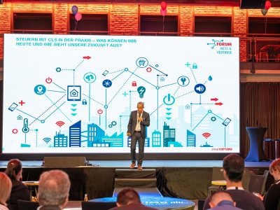 Der Steuerungsrollout ist aktuell vor allem noch Theorie. Beim smartOPTIMO Forum Netz und Vertrieb geht es darum, wie sich dieser in der Praxis umsetzen lässt