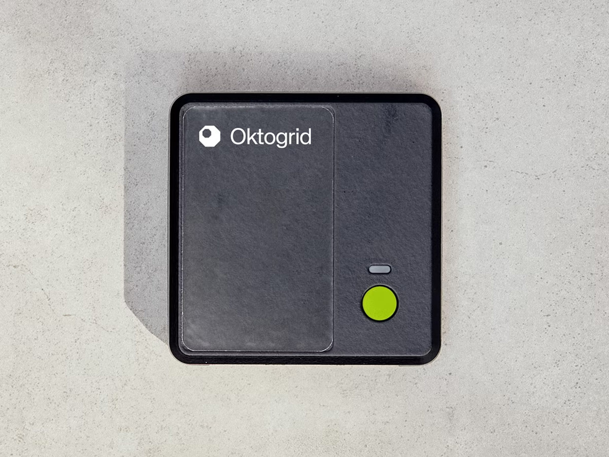 Das dänische Unternehmen Oktogrid hat eine Lösung entwickelt, die Transformatoren in Echtzeit überwacht und so den digitalen Überblick über Netz und Betriebsmittel vervollständigt.