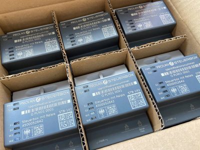 Das aktuelle VOLTARIS-CLS-Projekt umfasst den Aufbau eines aEMT-Systems mit zehn Steuerboxen in der Produktivumgebung für einen großen Netzbetreiber-Kunden.