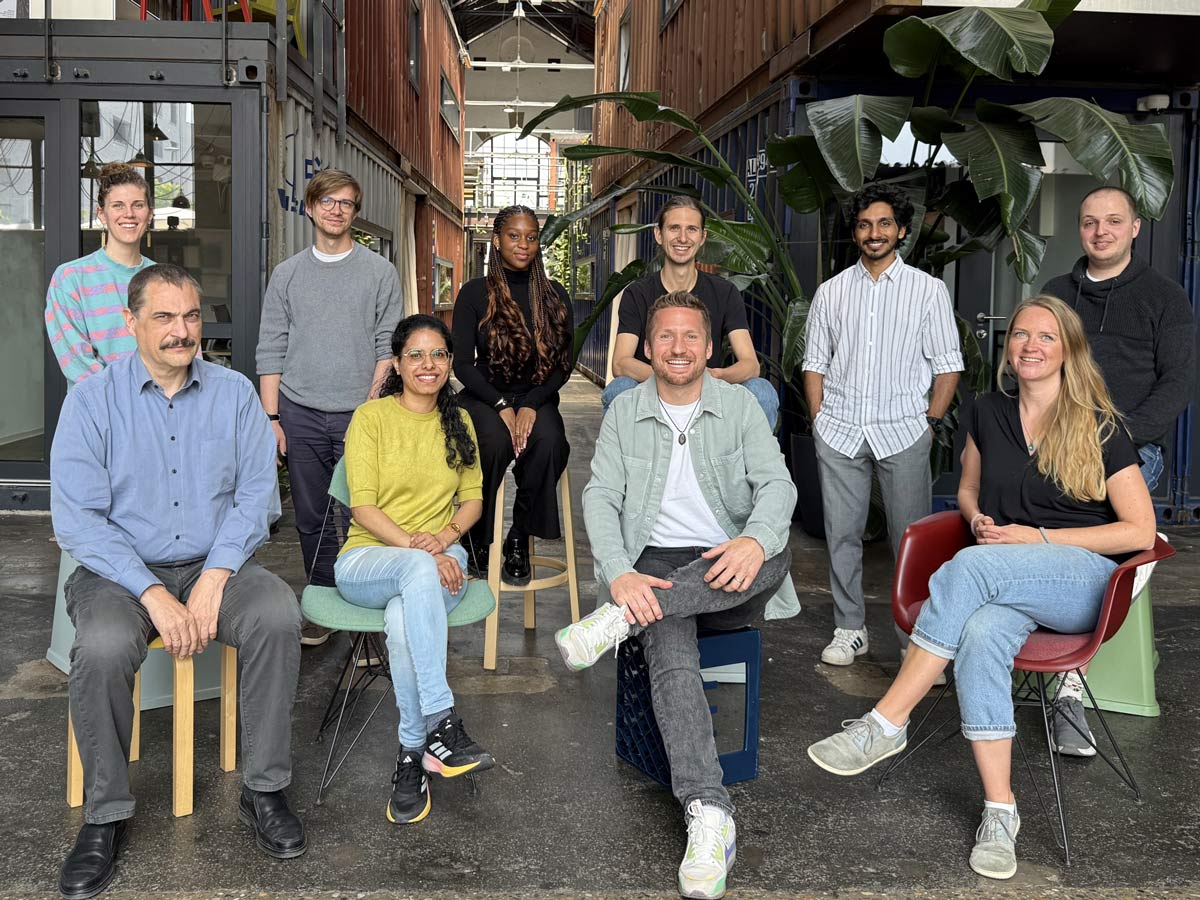 Die KI-gestützte SaaS-Plattform WATER+ ermöglicht Live-Monitoring im Kanalnetz und lokalisiert Fremdwassereinträge datenbasiert. Im Bild das Team des Water-Tech-Startups Pluvion.