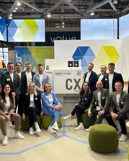 Theben Smart Energy ist in Halle 3 am Stand 3F120 auf der E-World 2026 in Essen.