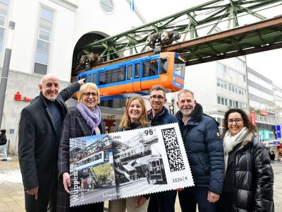 Seit ihrer offiziellen Betriebseröffnung am 1. März 1901 schwebt die Schwebebahn über der Wupper und heute, 125 Jahre später, steht sie erneut im Mittelpunkt einer ganzen Reihe von Veranstaltungen.