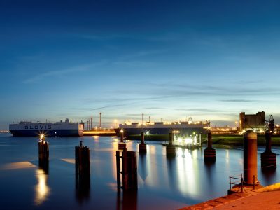 [gdlr_text_align ]Bei der Auslieferung der Geräte für das Netz der Niedersachsen Ports kam erstmalig die EFR-MSB-Lieferkette „EMELIE“ zum Einsatz.