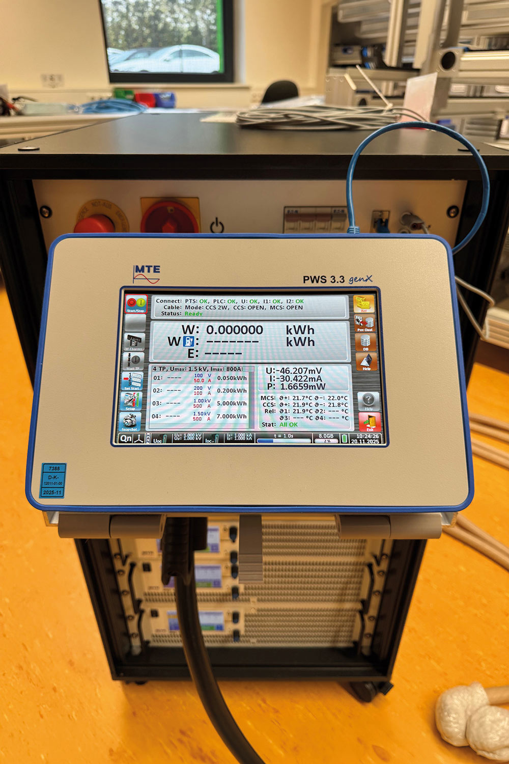 Das PTS 3.1 genX DC MCS simuliert die von einer DC-Ladesäule abgegebene Leistung mit Hilfe sogenannter Phantomlast.
