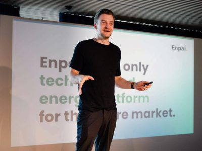 Neuester Baustein von Enpals neuer Energy-Tech-Einheit ist die KI-native Betriebssoftware Hyperion, die in Partnerschaft mit Anthropic entwickelt wurde. Im Bild Mario Kohle, Gründer und CEO von Enpal. 