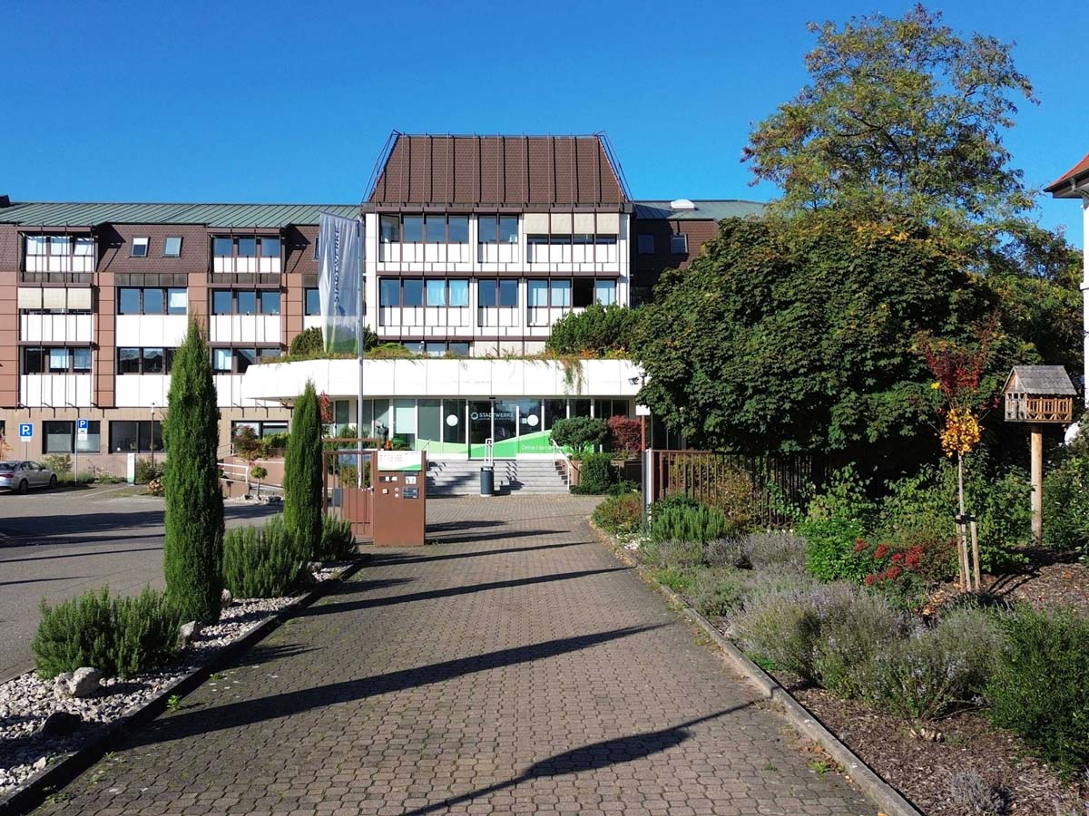 Die Stadtwerke Neustadt an der Weinstraße, gegründet im Jahr 1860, betreiben als regional verankerter Energieversorger eine zuverlässige Infrastruktur für Strom, Gas, Wärme und Wasser. © Stadtwerke Neustadt